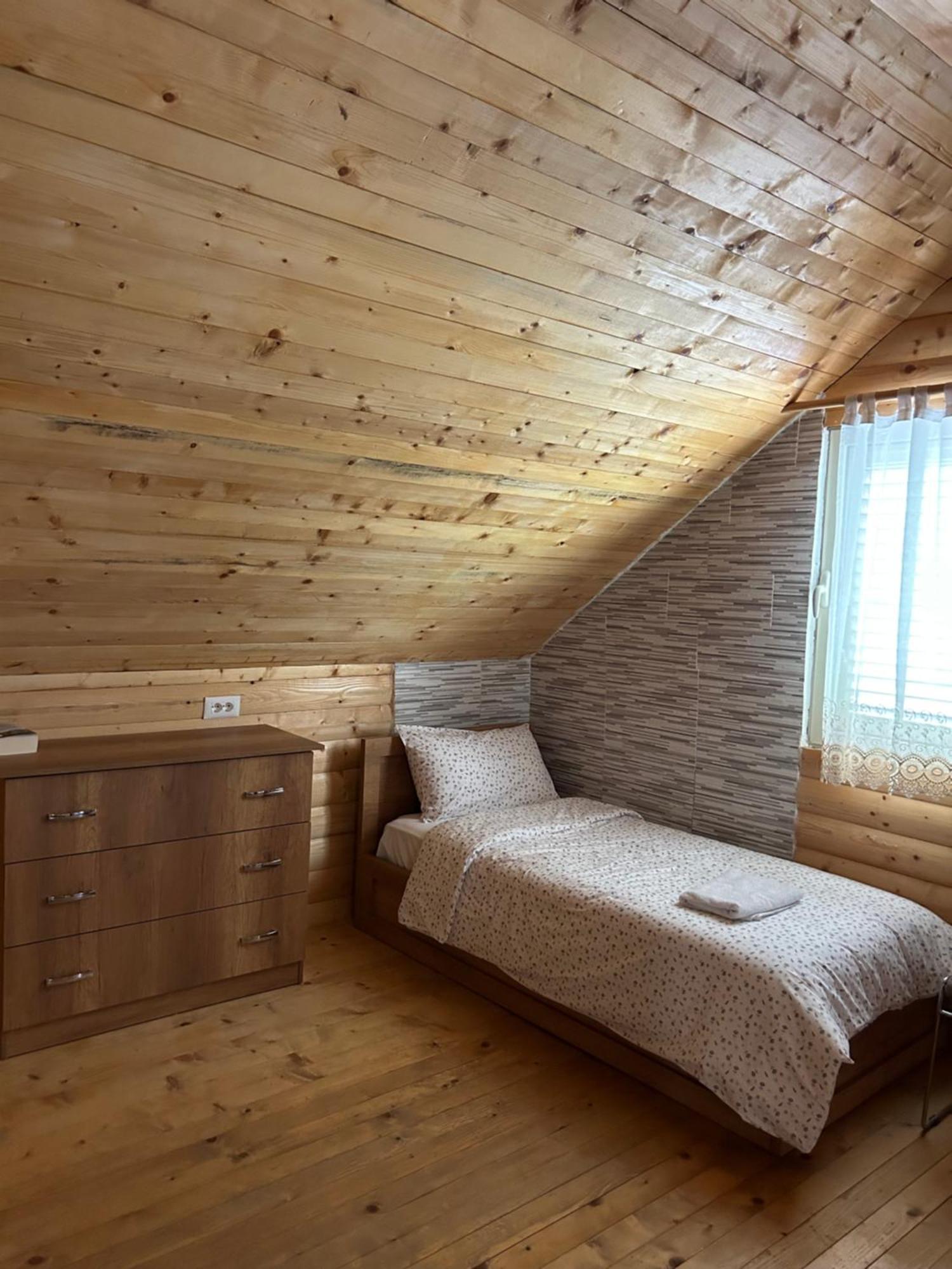 Vita Guesthouse Bajram Curri 외부 사진