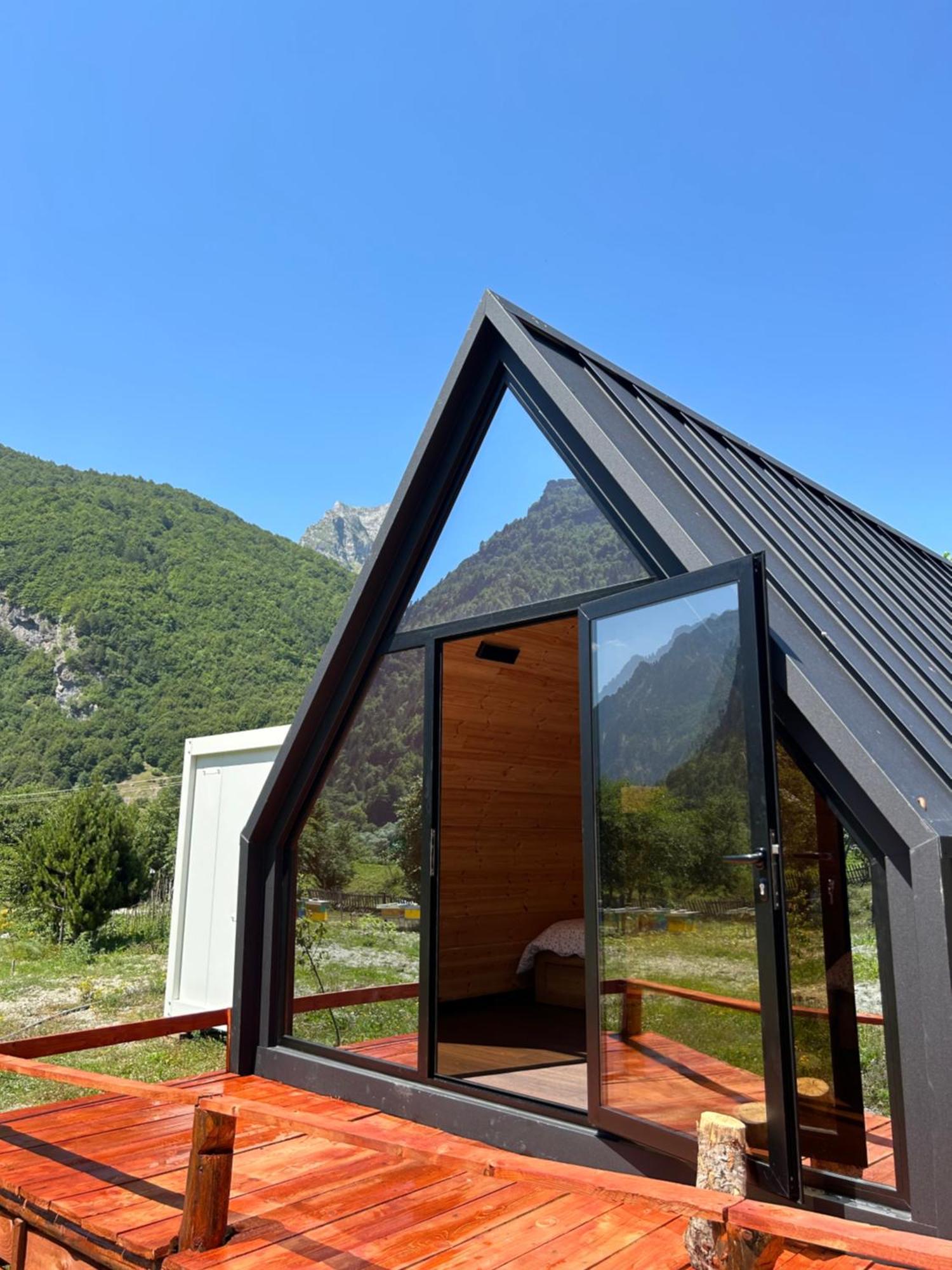 Vita Guesthouse Bajram Curri 외부 사진